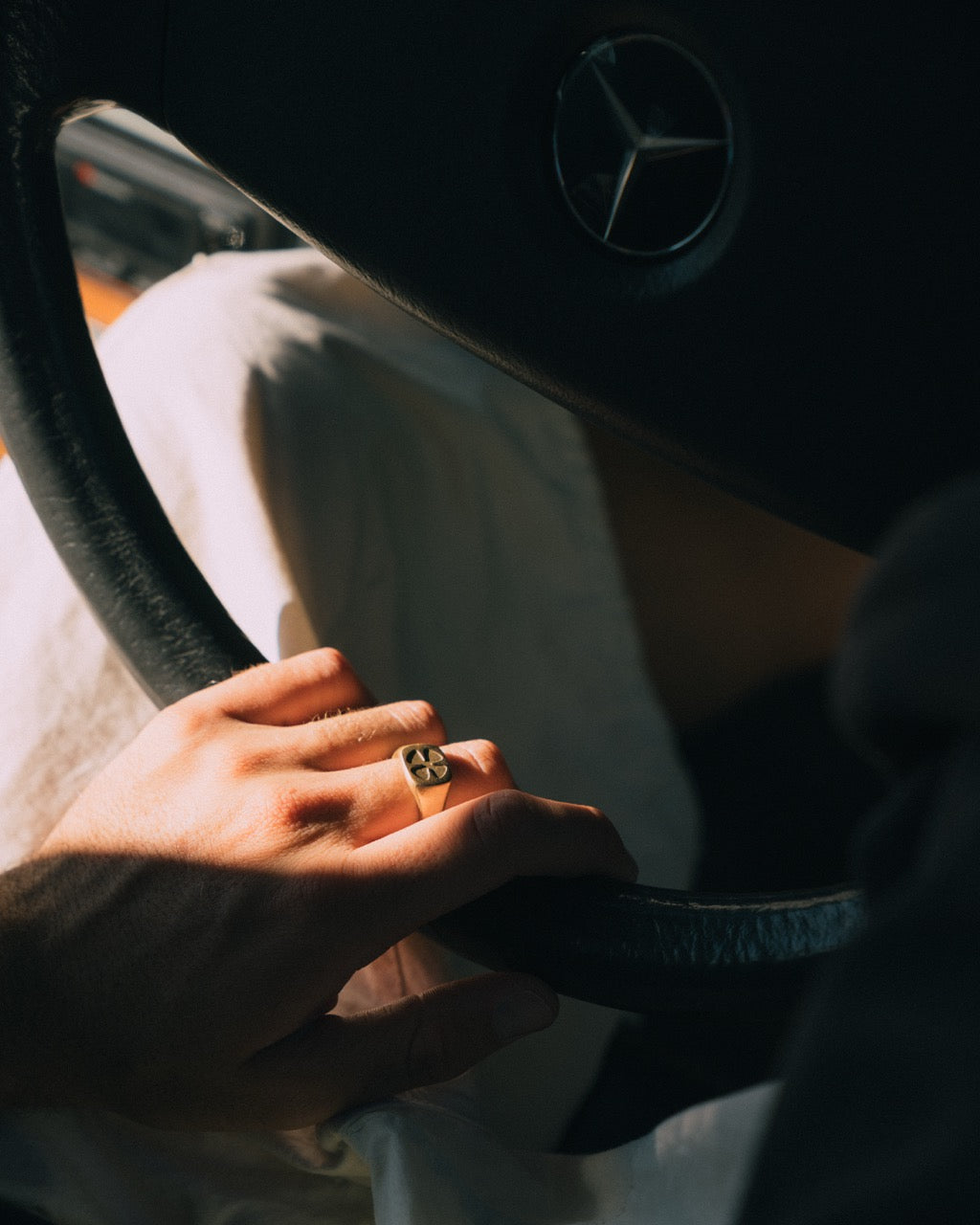 Clover Signet Ring